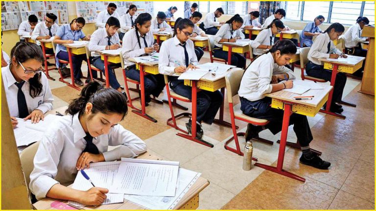 सुप्रीम कोर्ट ने ICSE द्वारा आयोजित परीक्षा भी रद्द करने का आदेश दिया
