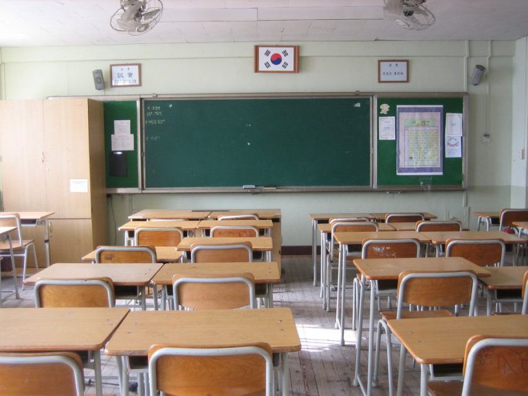 तमिलनाडु में 19 जनवरी से खुलेंगे 10वीं-12वीं क्लास के लिए स्कूल