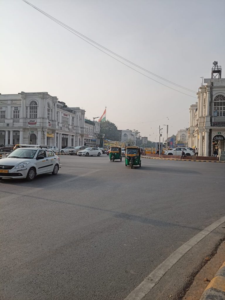 दिल्ली में लॉकडाउन के दौरान क्या खुला रहेगा, क्या रहेगा बंद और किन्हें होगी बाहर निकलने की इजाजत.. दिल्ली में लॉकडाउन के दौरान क्या खुला रहेगा, क्या रहेगा बंद और किन्हें होगी बाहर निकलने की इजाजत..