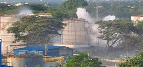 “4 Workers Die in Toxic Gas Leak at Gujarat Chemical Plant”