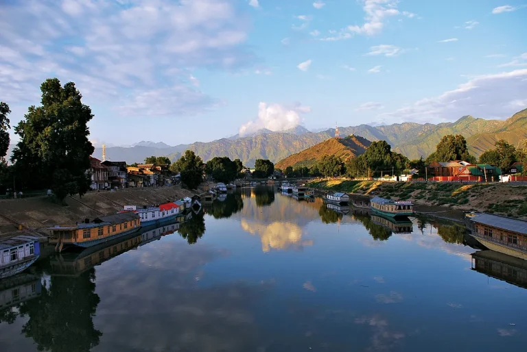India’s Unilateral Water Release Sparks Emergency in Muzaffarabad: Rising Tensions Over Jhelum River